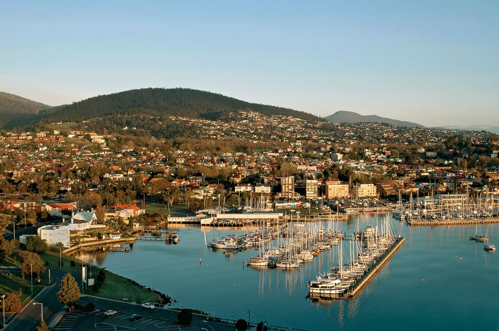 Hobart-Tasmania-Australia.webp